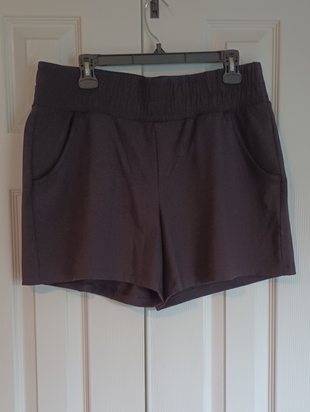 Tek Gear-mid Rise Black Knit Relax Shorts with Side Pockets L